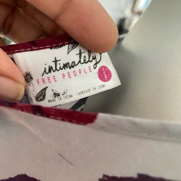 FP intimately short dress blouse very comfortable.in great condition size small - Picture 6 of 6